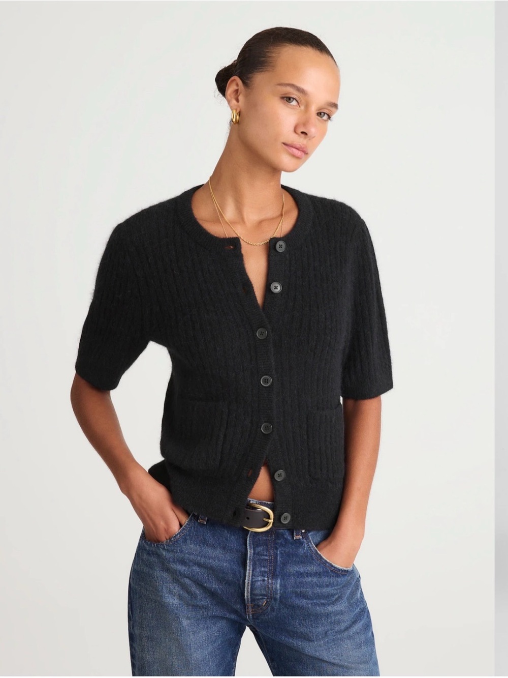 🖤 Madewell Alpaca Blend
Puff - Sleeve Cardigan